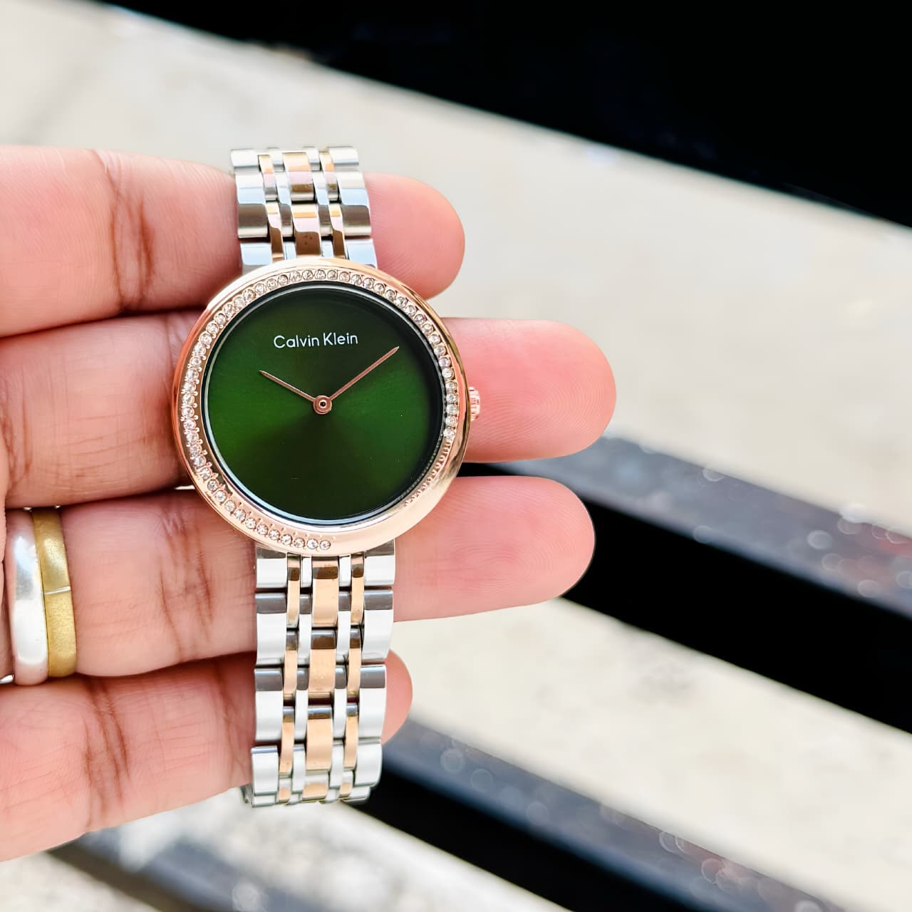 Calvin Klein Twisted Bezel Qtz Basic Slim Green Round Dial Women's Watch|Ionic Plated Rose Gold Steel Material|Rose Gold Color Band - 25100068